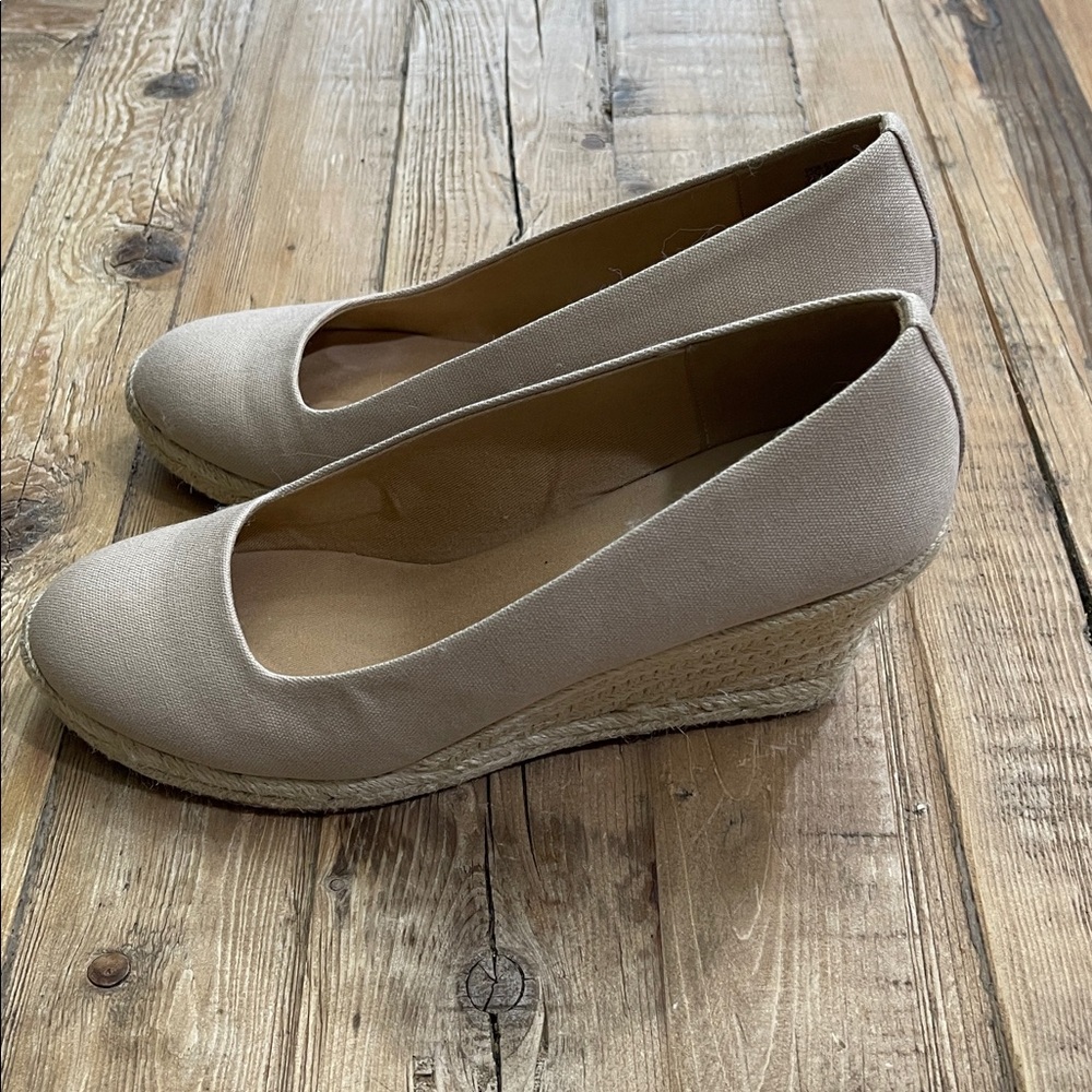 J. Crew Factory Beige Espadrille Wedge Pumps - Picture 5 of 7